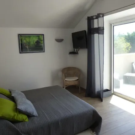 Bed & Breakfast Les Des Taillades Les Taillades
